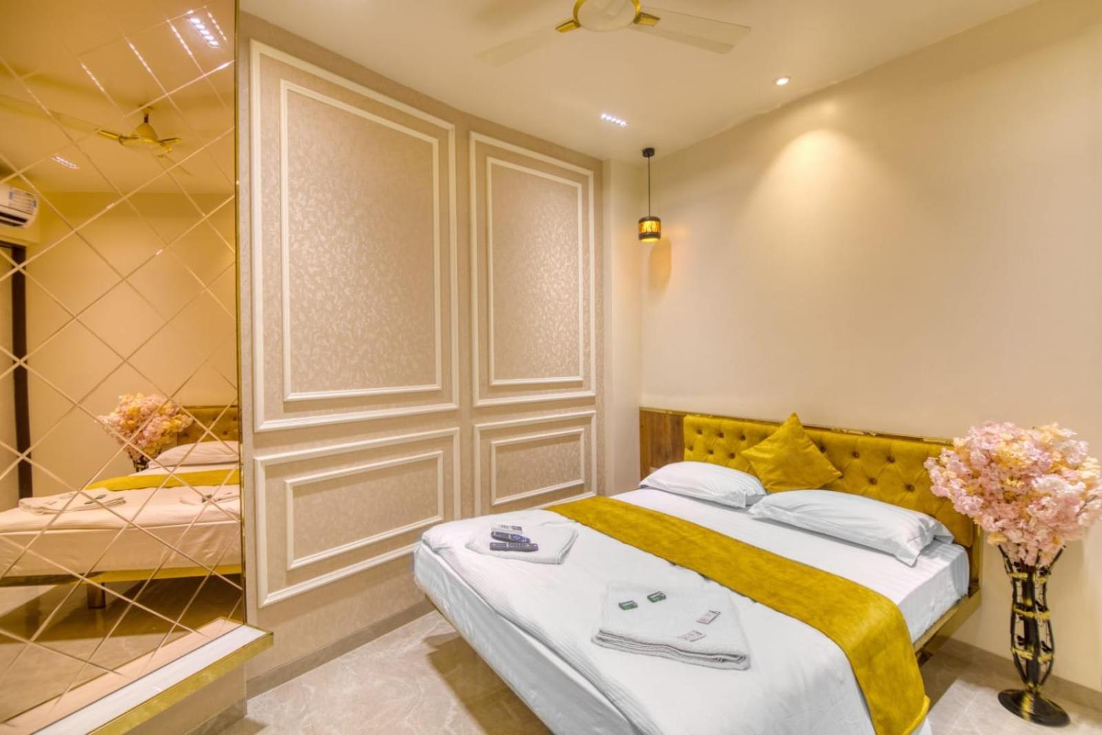 La Hotel Metro Near Bkc Mumbai Exterior photo