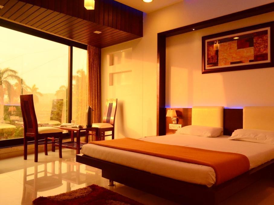 La Hotel Metro Near Bkc Mumbai Exterior photo